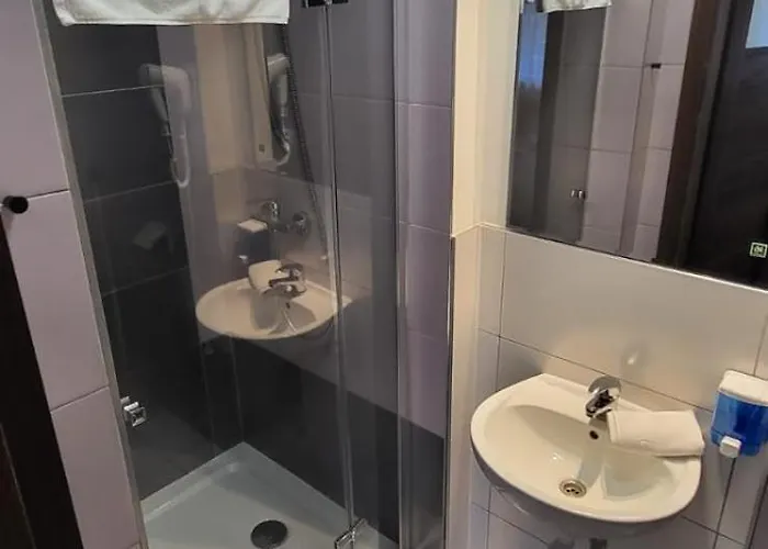 300 Mil 4* シクラルスカ・ポレンバ