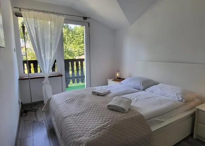 300 Mil アパートホテル 4*